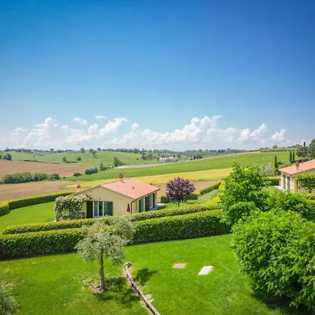 Borgo Syrah Resort *